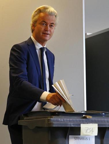 A City of Dutch Workers Turns to Wilders