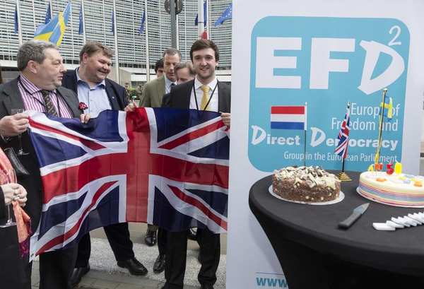 The EU and Britain Wade Into the Thorns