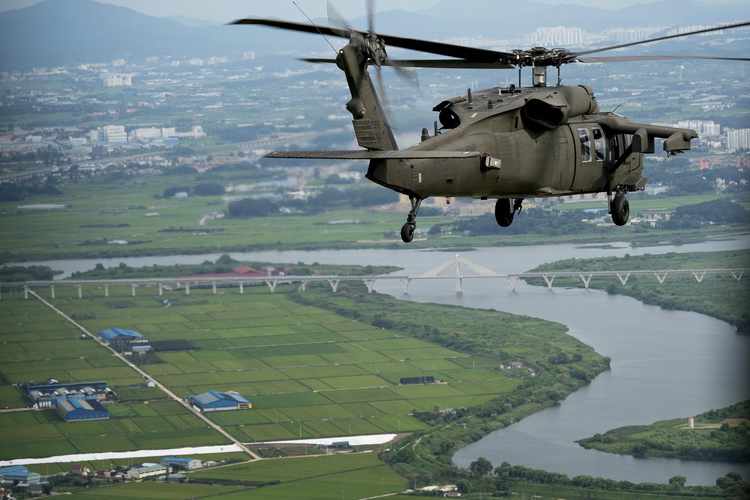 5 Missing After Army Helicopter Goes Down off Hawaii RealClearDefense