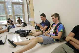 Smartphones Aren't a Smart Choice in Middle School