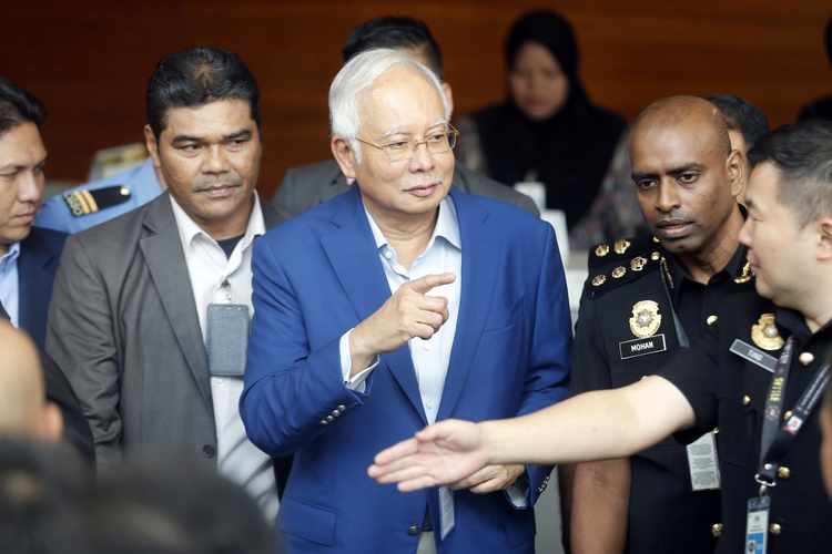 Can Multiparty Democracy Work in Multiethnic Malaysia?