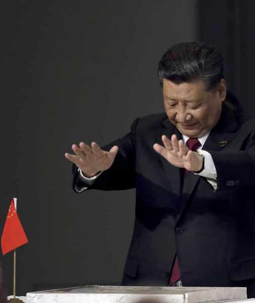 Is Xi Jinping's Bold Power Grab Starting to Backfire?