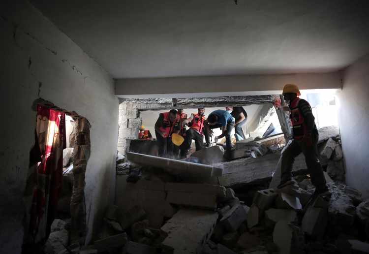 Debating the Merits of an Israel-Hamas Ceasefire