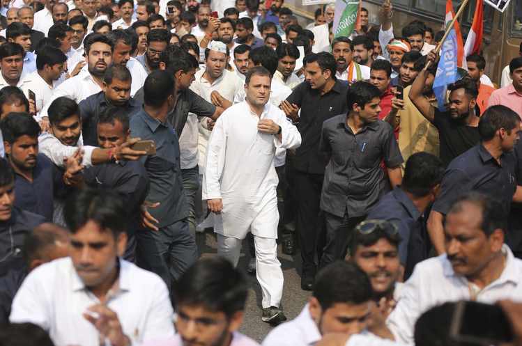 Congress Party Vies For Comeback in Key India Polls