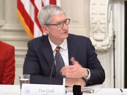 Kids In Pro Trump Rural Areas Have Lot >> Apple Ceo Tim Cook Talks Employment With Donald Trump Every Kids In Pro Trump Rural Areas Have Lot >> Apple Ceo Tim Cook Talks Employment With Donald Trump Every