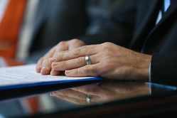 Progressives Embracing Polyamory & Making It Political