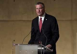 De Blasio Says He 'Hates' Charter School Advocates