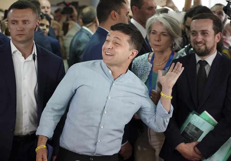 Ukrainian Voters Upend Their Parliament