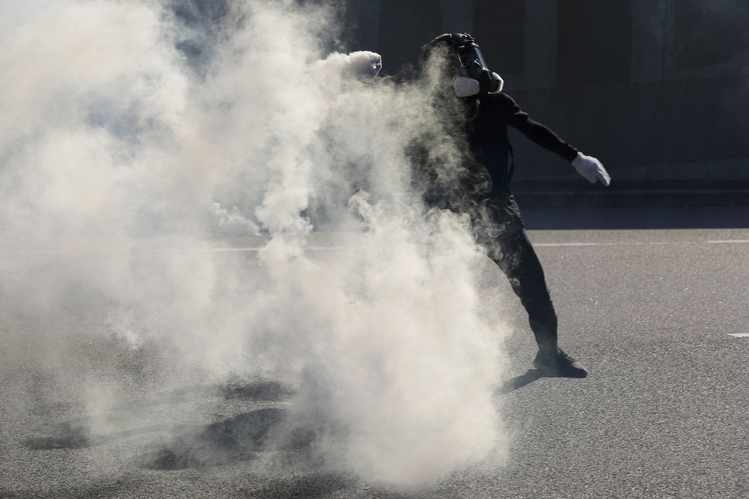 7 Tactics That Are Winning Hong Kong's Democracy Revolution