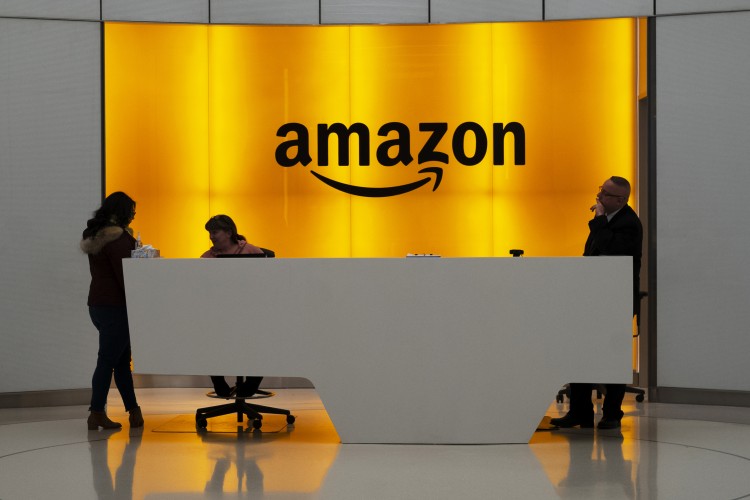 Black Employees Say Amazon Has a Race Problem - Vimarsana News