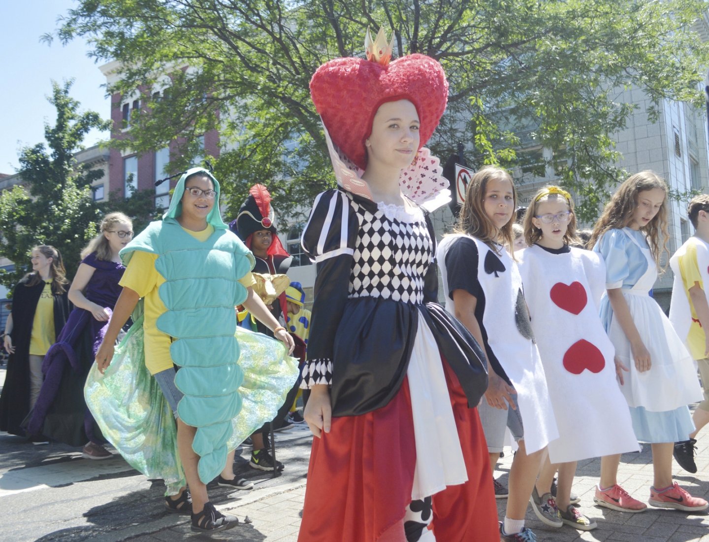 Can You Solve the Alice in Wonderland Riddle? RealClearScience