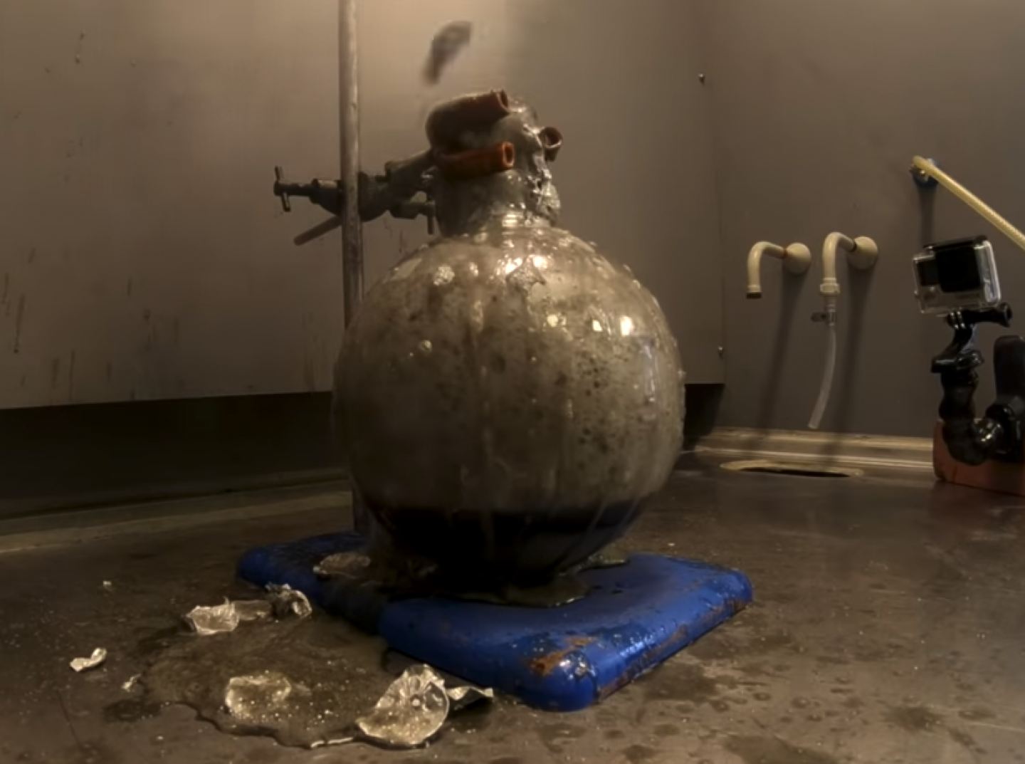Aluminum + Sodium Hydroxide Produces a Mess and a Boom RealClearScience