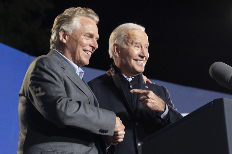 Biden Easily Won Virginia. Why Is McAuliffe Struggling? - Vimarsana News