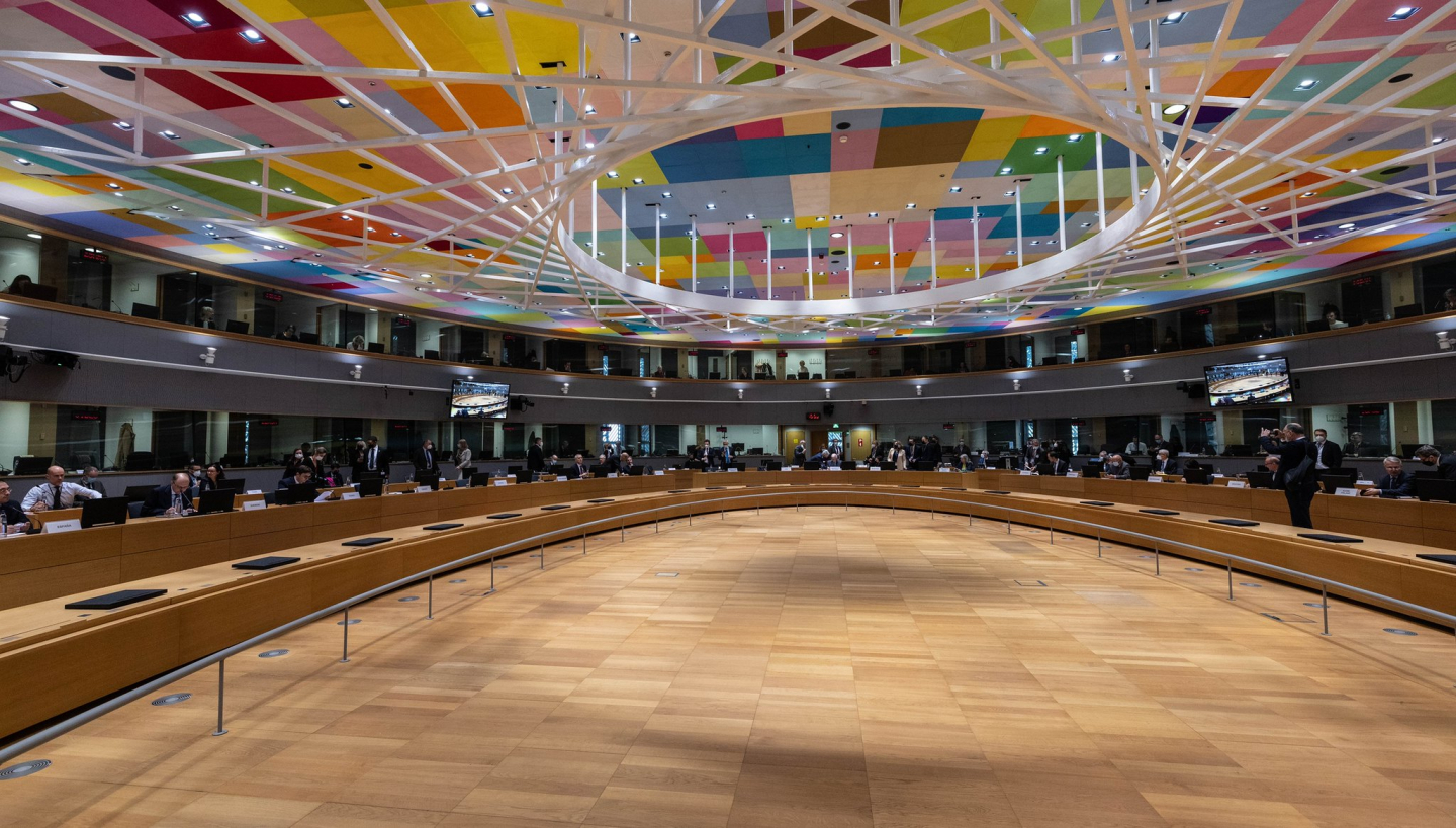 Democratic Statesmen Need to ReRead 'Democratic Ideals and Reality