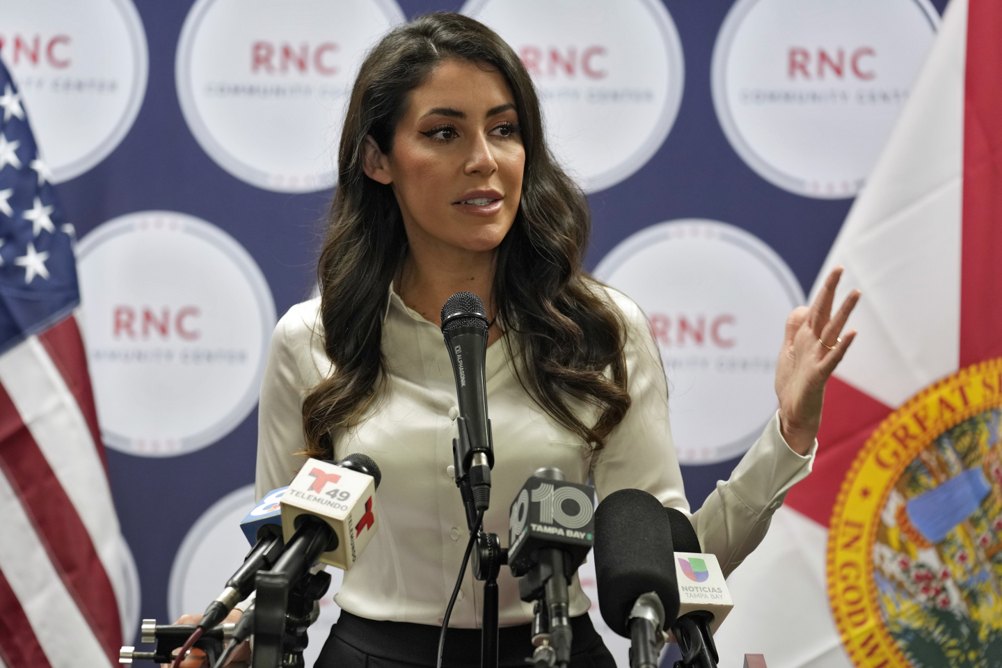 Anna paulina luna stripper