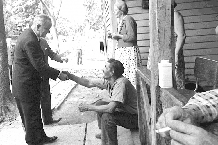 Cecil W. Stoughton/Wikipedia