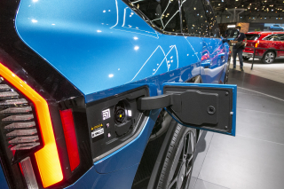 Insurers Warn Biden's New Electric Vehicle Proposal Will Increase Premiums as Batteries Cannot Be Repaired