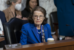 Dianne Feinstein’ın İstifa Zamanı Geldi Dianne Feinstein’ın İstifa Zamanı Geldi