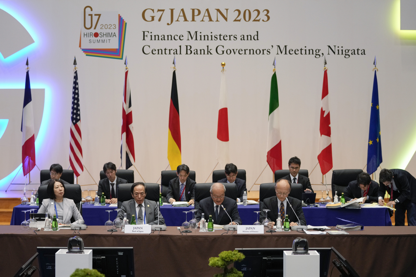 The G7 Summit Is a Test of Japan’s Peace-Brokering Power | RealClearWorld
