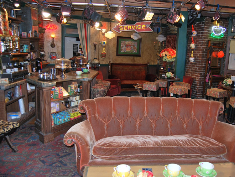 This empty set of the TV sitcom Moviefan/Jan Klaver/Wikimedia