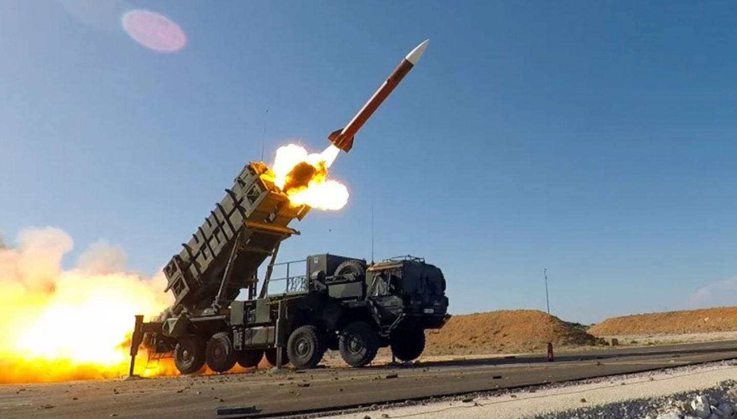 Real Defense U.S. Patriot Air Defense Goes Full 360 With ‘Over-the-Shoulder’ Strike ...