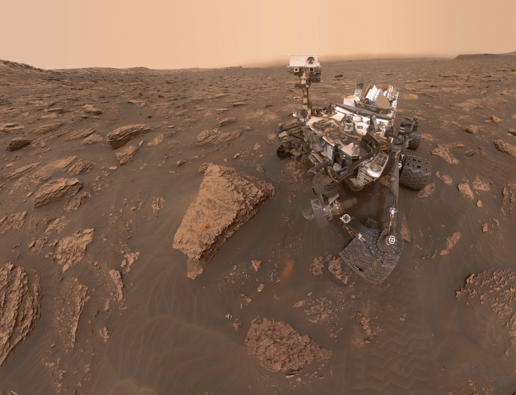 Curiosity Rover Finds Intriguing Organics on Mars