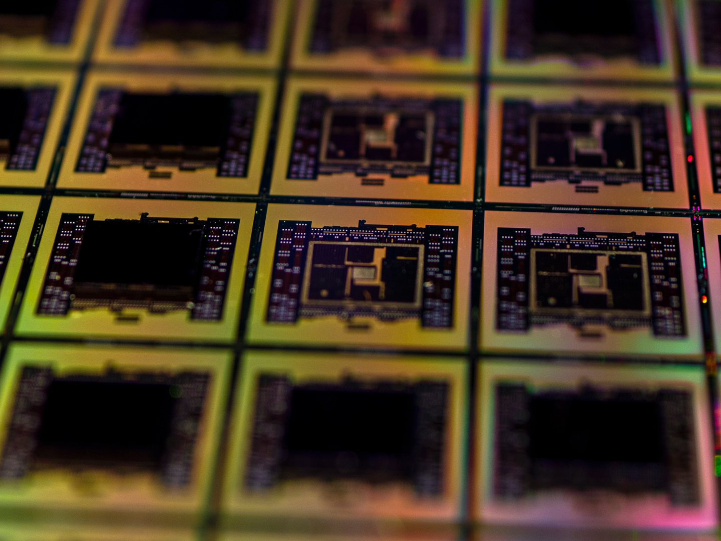 A Superatomic Semiconductor Sets a Speed Record | RealClearScience