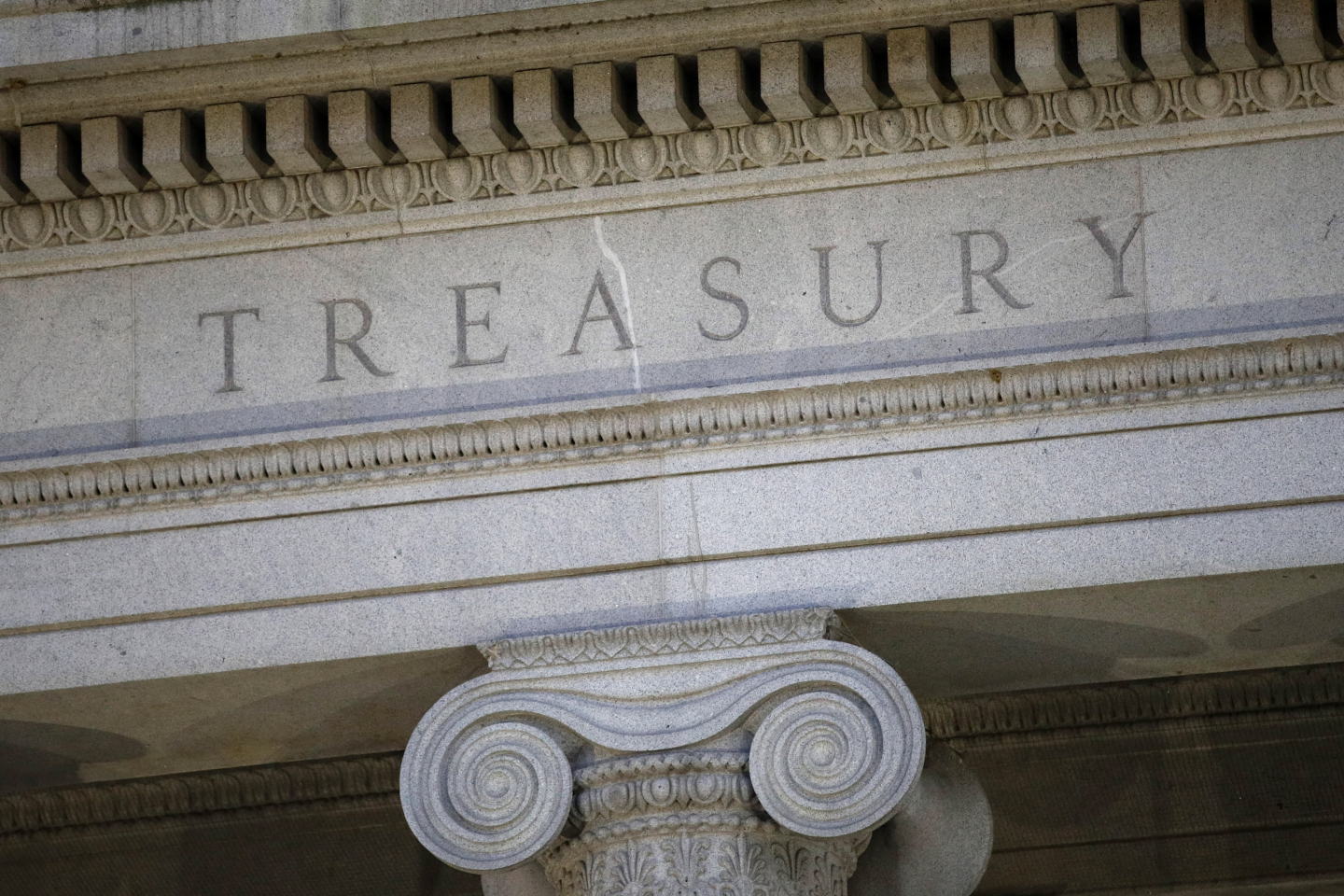 Beware the Hype: Stay Steady on 30-Year Treasury Bonds