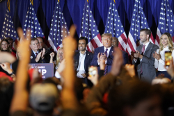 Trump's Disciplined Campaign Should Worry Democrats