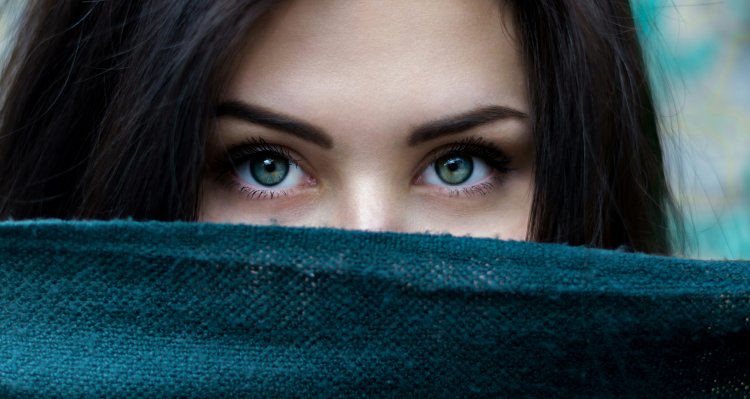 Why Humans Have Weirdly White Eyes