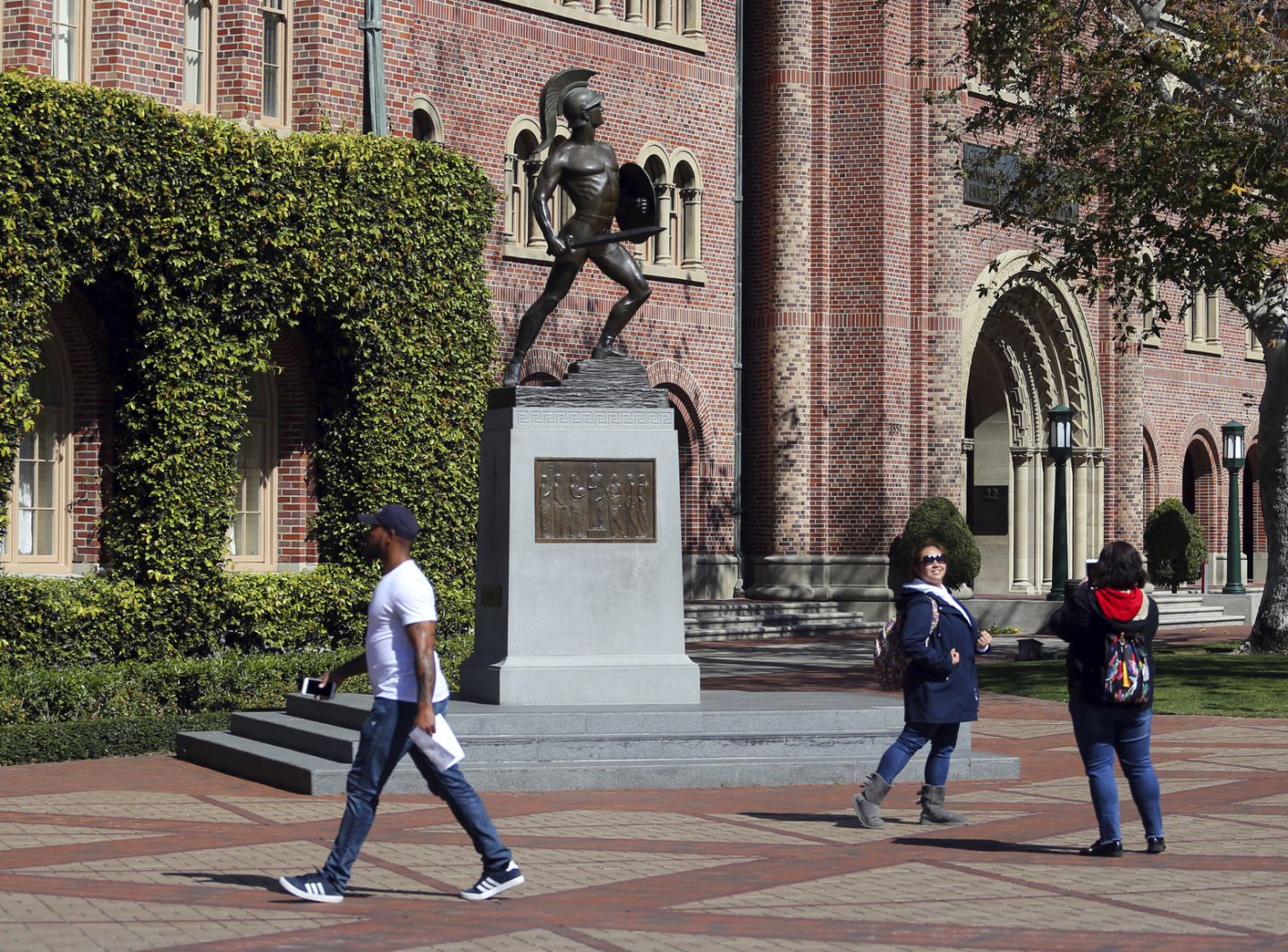 USC Will Infuse AI across Campus with $200 Million