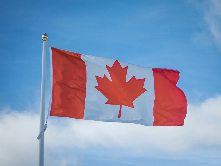 Vote on Leaving Canada Is a Gamble for Alberta's Leader