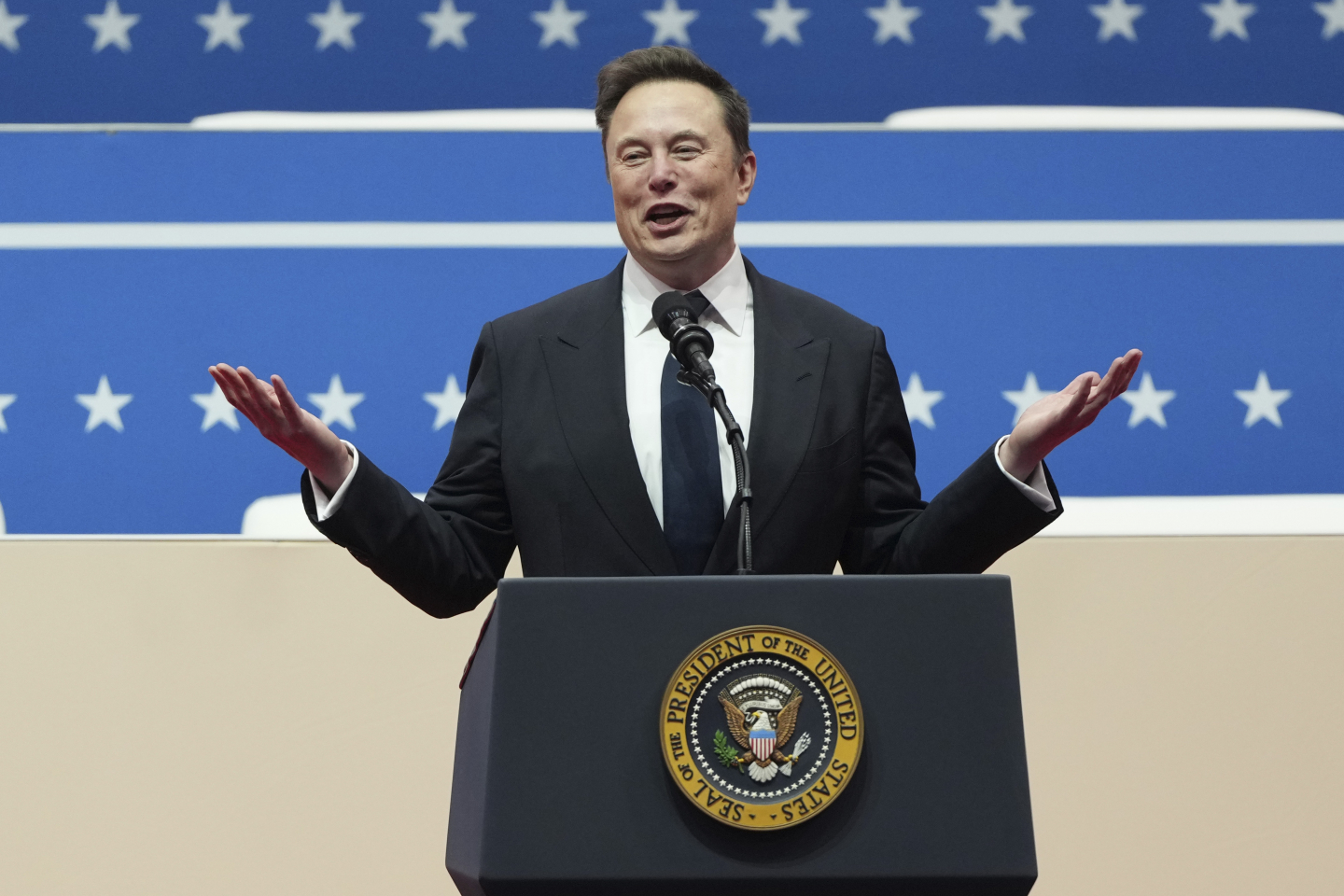 Elon Musk's Glaring Conflicts of Interest Require Our Attention