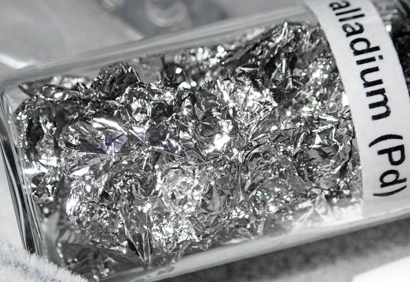 Palladium Sample Palladium Nanosheets Pave Way for Affordable Hydrogen | RealClearScience