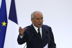 French PM Calls US-EU Trade Deal a 'Dark Day' for Europe