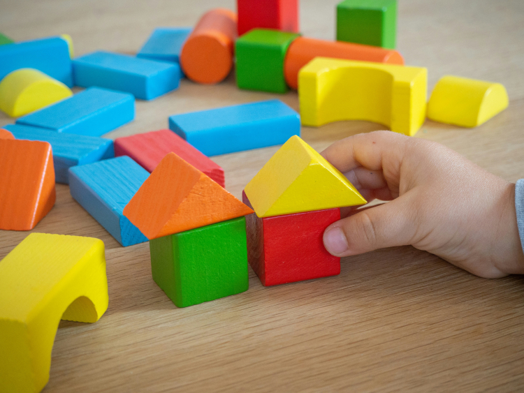 Self-Assembly Gets Automated in Reverse of 'Game of Life'