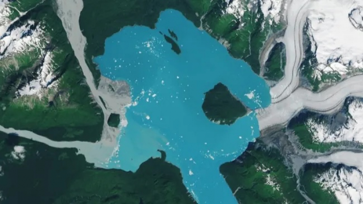 New Island Emerges From Melting Ice in Alaska