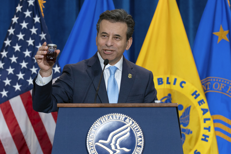 FDA Seeks to Abandon Expert Reviews of New Drugs