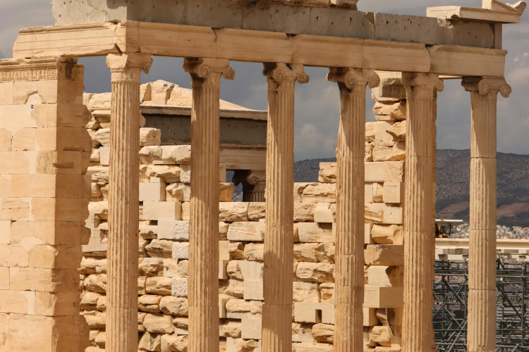 New Math Revives Geometry's Oldest Problems