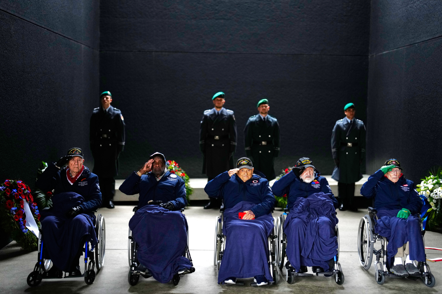 The Last Voices of World War II: Veterans Speak of Duty and Loss ...