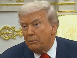 Trump: "People Are Holding Me Back" From Replacing Jerome Powell Right Now