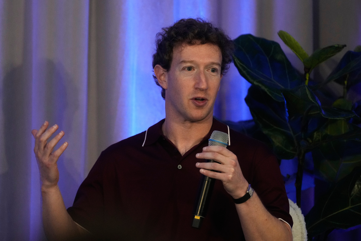 “Tech Titan Zuckerberg Flips the Script in California Gold Rush”