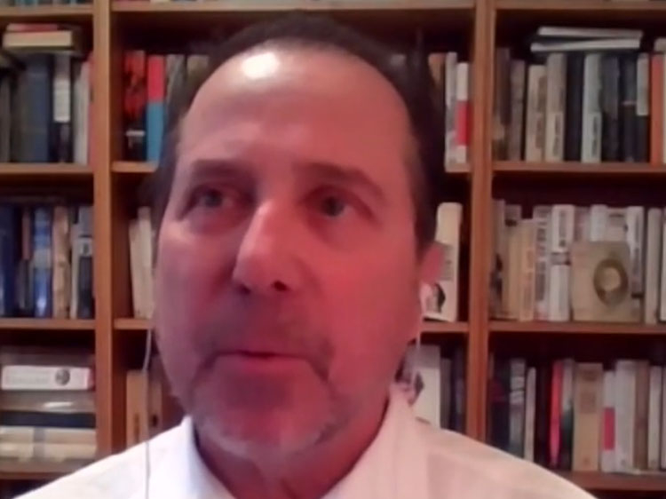 Trump arremete contra Cuellar por falta de lealtad tras indulto presidencial