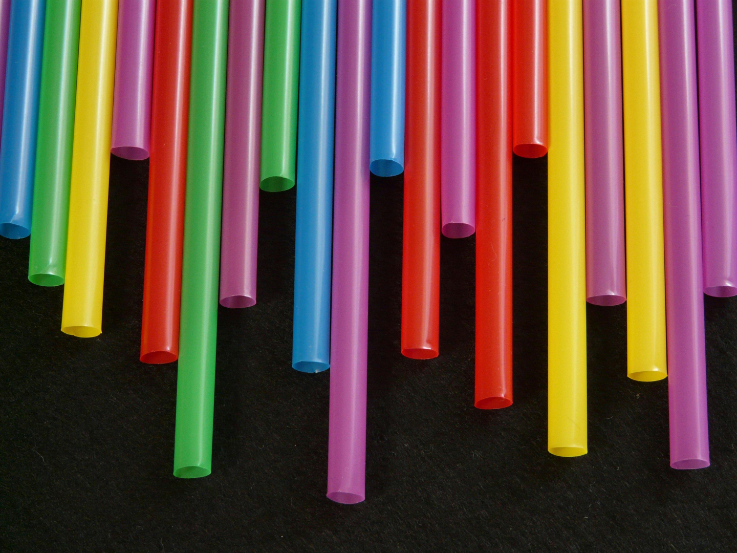 CA Plastic Ban Could Change What We all Buy