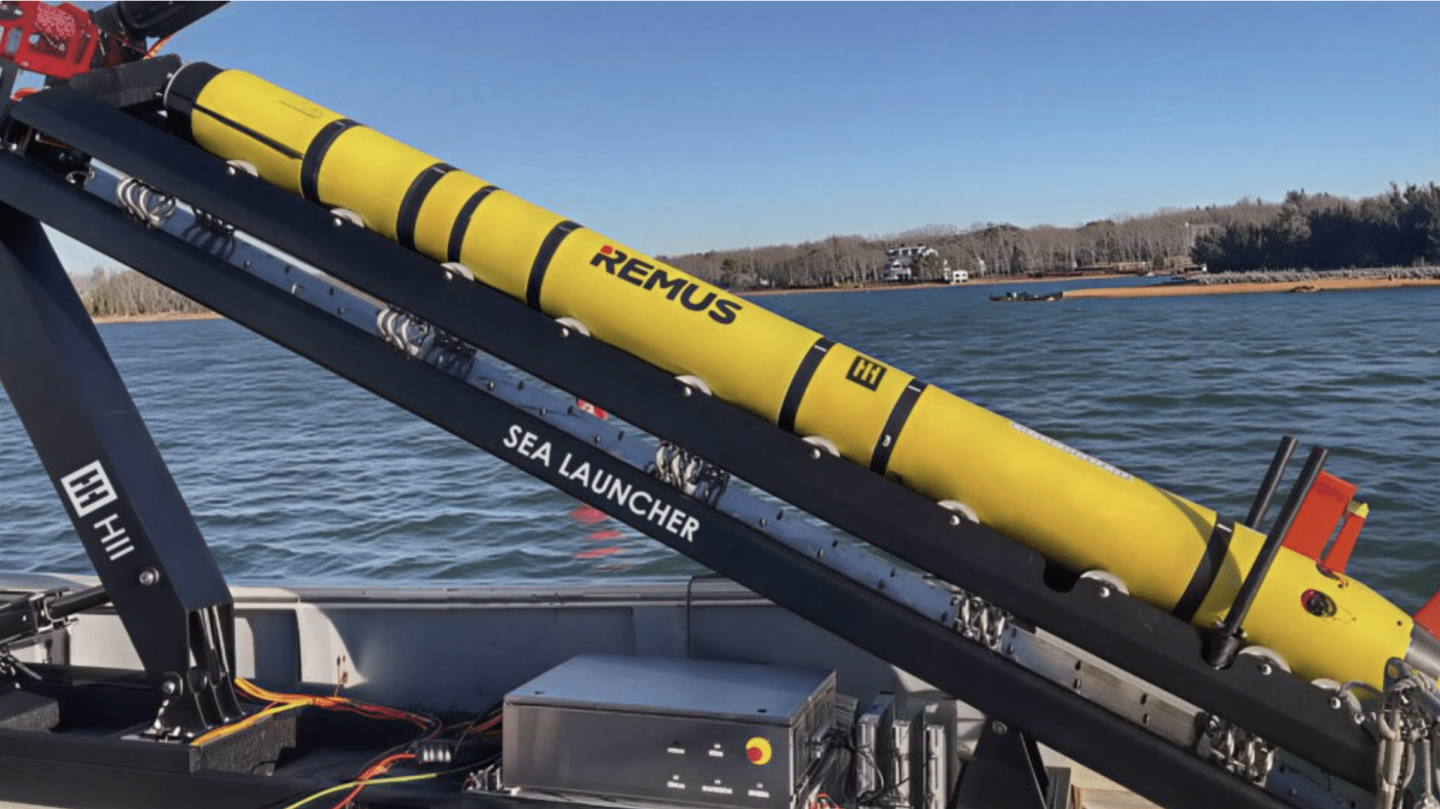 Rectangular Fin Uuv REMUS UUV Demonstrates Automated Launch and Recovery | RealClearDefense