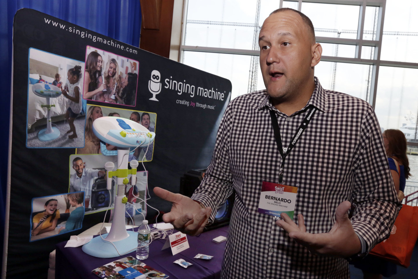 Tragic Event at Honky-Tonk Karaoke Night Shocks Local Community