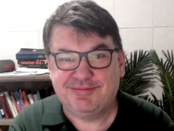 Graham Linehan on Trading Barbs with Alan Dershowitz Over Trans Issue at RealClear's Samizdat Gala