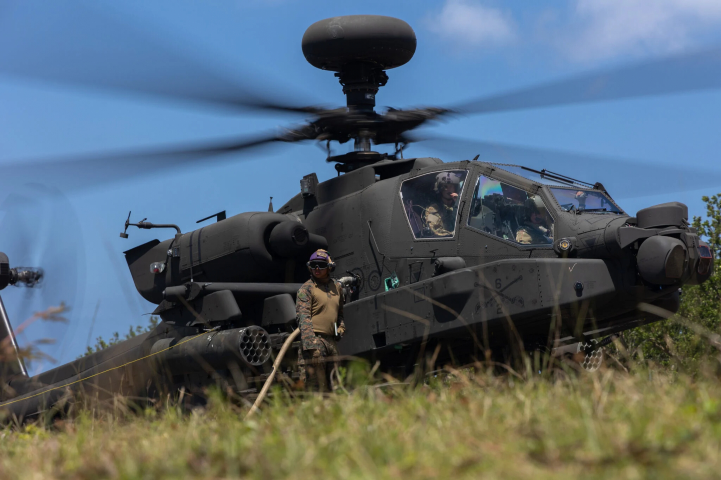 U.S. Army Attack Helicopters Hold Maritime Attack Drills in the Pacific ...