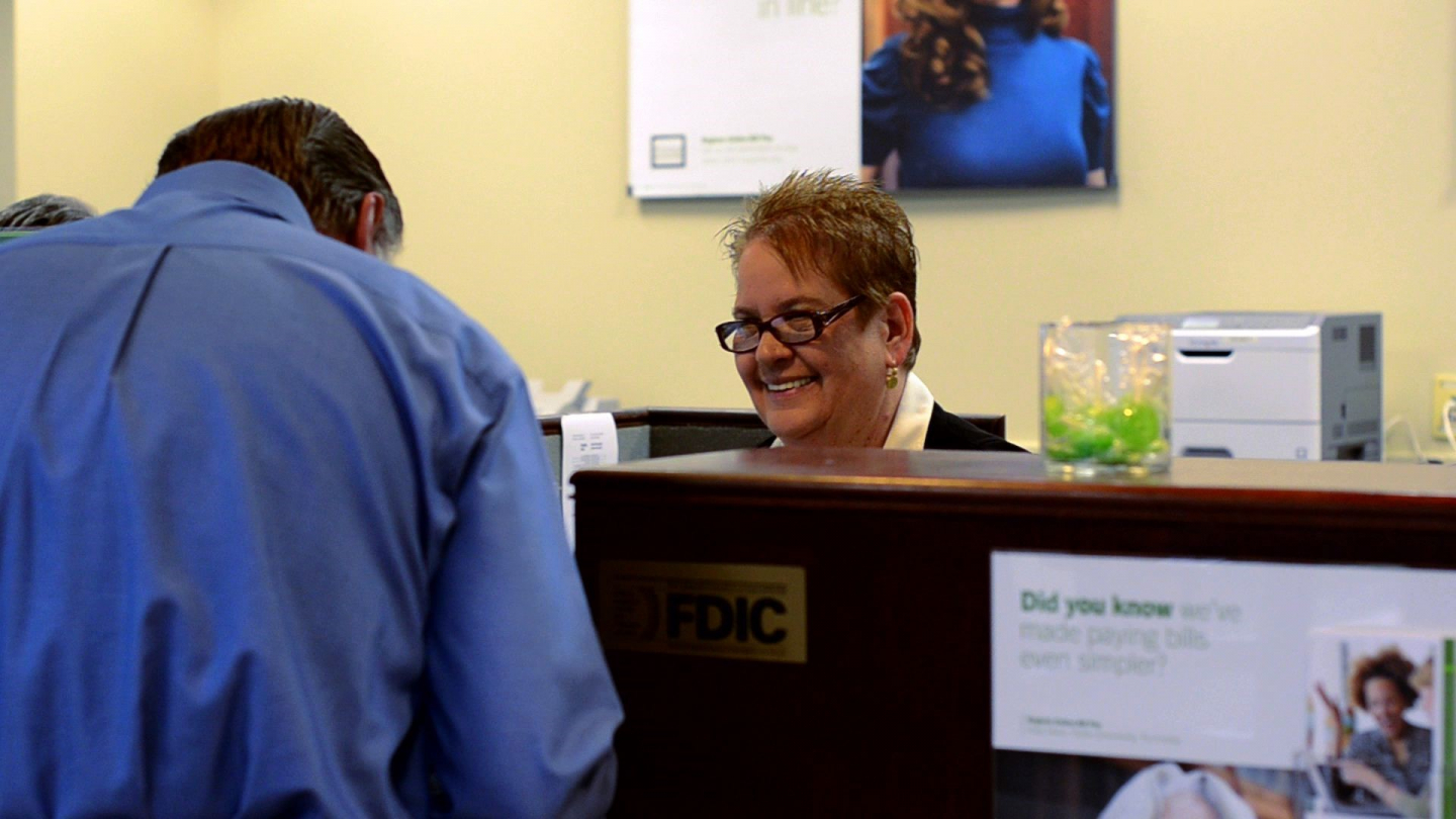 “How The iPhone Has Replaced Traditional Bank Tellers”