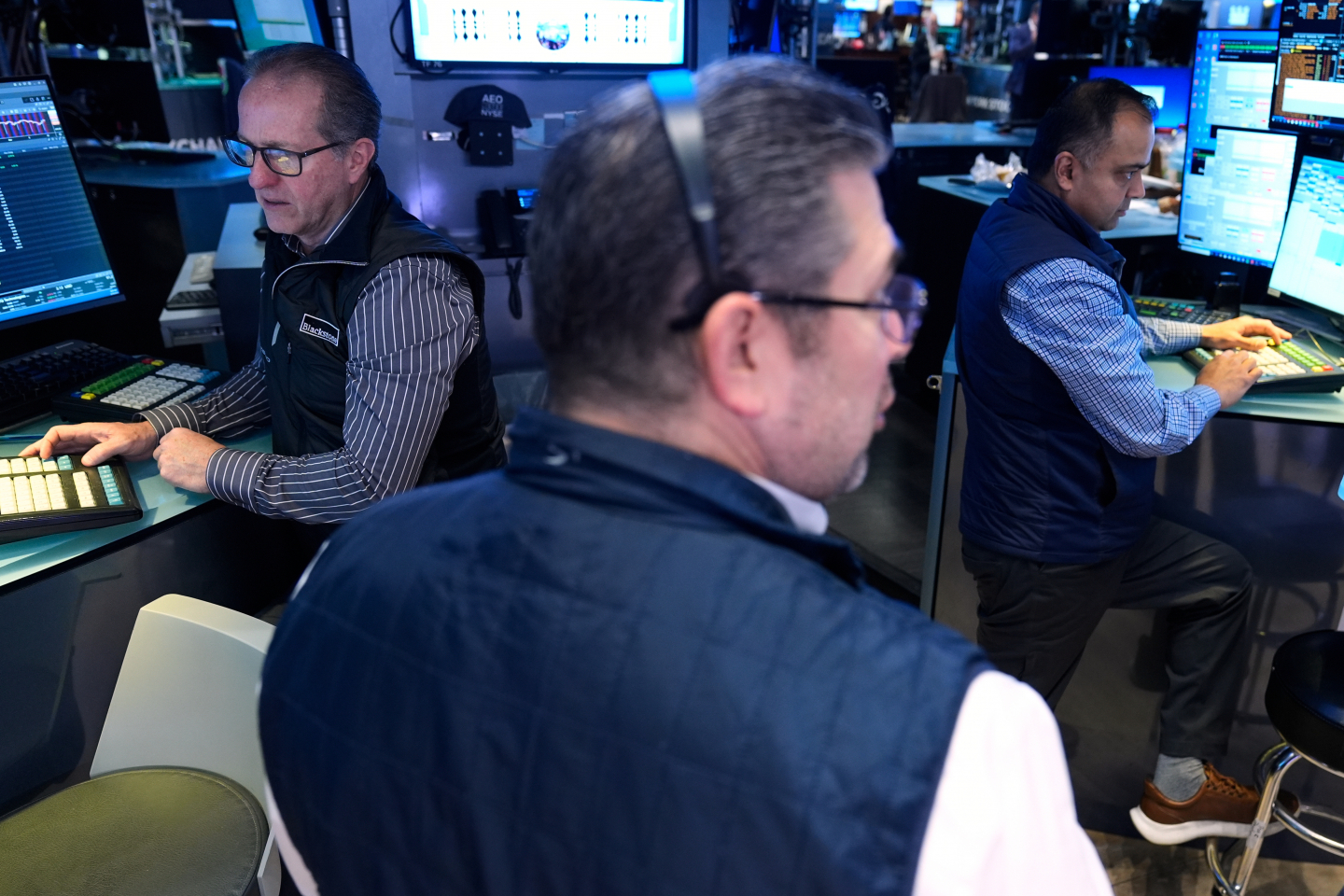 “Mainstream Investments Fail Even With Right Stock Choices!”